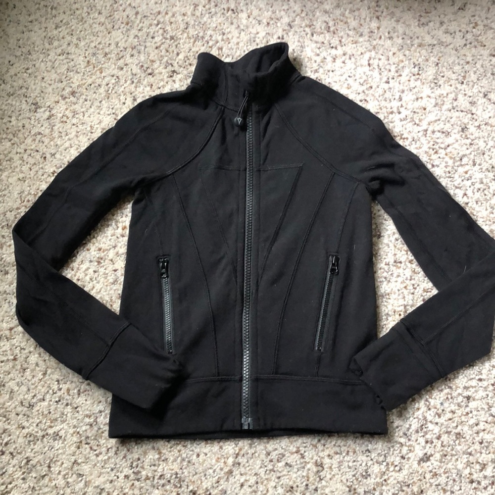 Black girls Ivivva size 4 jacket